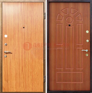 Светлая железная дверь с ламинатом МДФ внутри ДЛ-15 в Долгопрудном