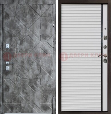 Серая металлическая дверь с панелями МДФ хайтек ДМ-466 в Костроме