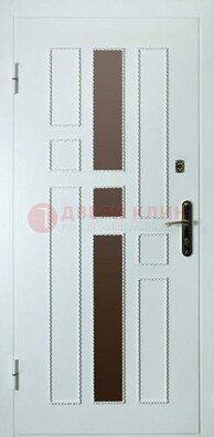 Белая стальная дверь с МДФ и декоративными вставками ДМ-62 в Долгопрудном