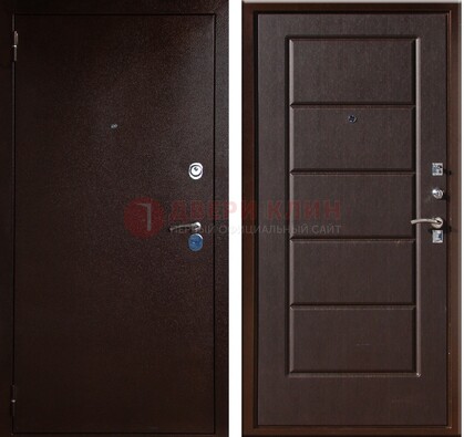 Темная входная дверь с порошковым окрасом ДП-113 в Долгопрудном