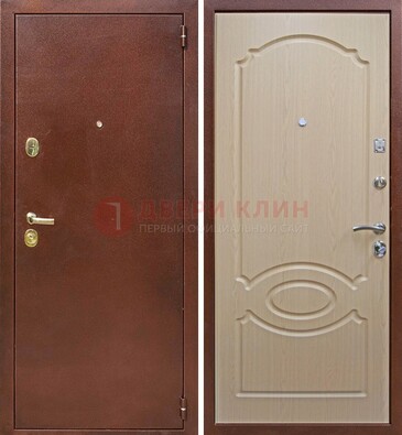 Коричневая металлическая дверь с порошковым окрасом ДП-76 в Долгопрудном