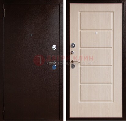 Коричневая металлическая дверь с порошковым окрасом ДП-92 в Долгопрудном