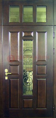 Парадная дверь со стеклянными вставками и ковкой ДПР-1 в офисное здание в Долгопрудном
