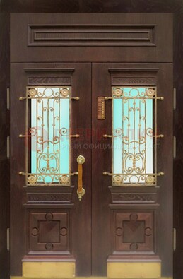 Парадная дверь со вставками из стекла и ковки ДПР-43 для каркасного дома в Долгопрудном