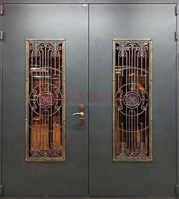 Входная металлическая парадная дверь со стеклом и ковкой ДПР-81 в Долгопрудном