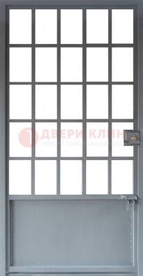 Металлическая решетчатая дверь в сером цвете ДР-7 в Долгопрудном