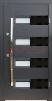Черная стальная дверь МДФ хайтек со стеклом ДС-16 в Долгопрудном