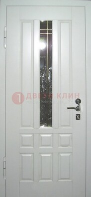 Белая металлическая дверь со стеклом ДС-1 в загородный дом в Долгопрудном
