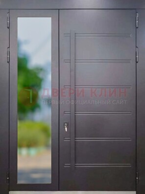 Чёрная двухстворчатая металлическая дверь со стеклом ДС-60 в Долгопрудном