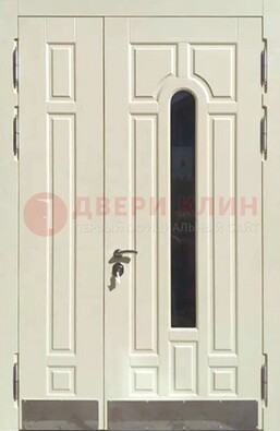 Белая двухстворчатая металлическая дверь со стеклом ДС-71 в Краснодаре