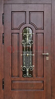 Cтальная дверь со стеклом и ковкой в коричневом цвете ДСК-119 в Смоленске