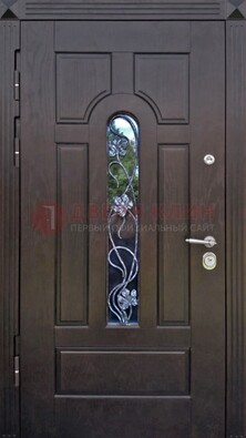 Металлическая дверь со стеклом и ковкой в цвете венге ДСК-142 в Долгопрудном