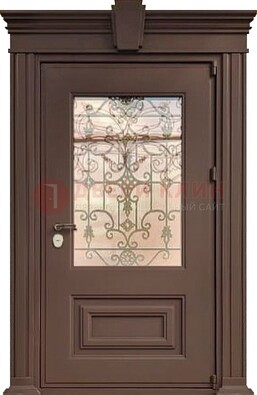 Металлическая дверь со стеклом и ковкой в классическом стиле ДСК-185 в Зеленограде