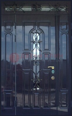 Глянцевая полуторная дверь Винорит стекло и ковка ДСК-275 в Долгопрудном