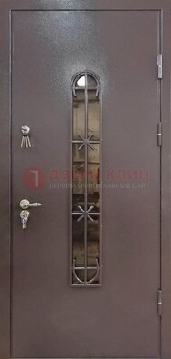 Металлическая дверь Порошок с небольшим стеклом и ковкой ДСК-282 в Долгопрудном