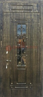 Зеленая входная дверь со стеклом и ковкой ДСК-67 в Пензе