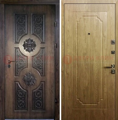 Железная коричневая дверь с виноритом и терморазрывом Золотой дуб внутри ДВТ-101 в Долгопрудном