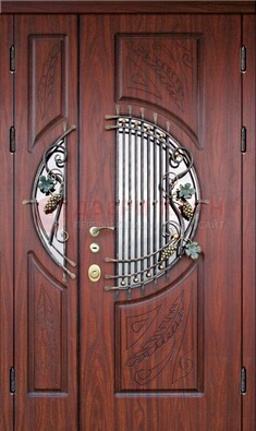 Железная дверь с виноритом и стеклом с ковкой ДВТ-170 в Долгопрудном